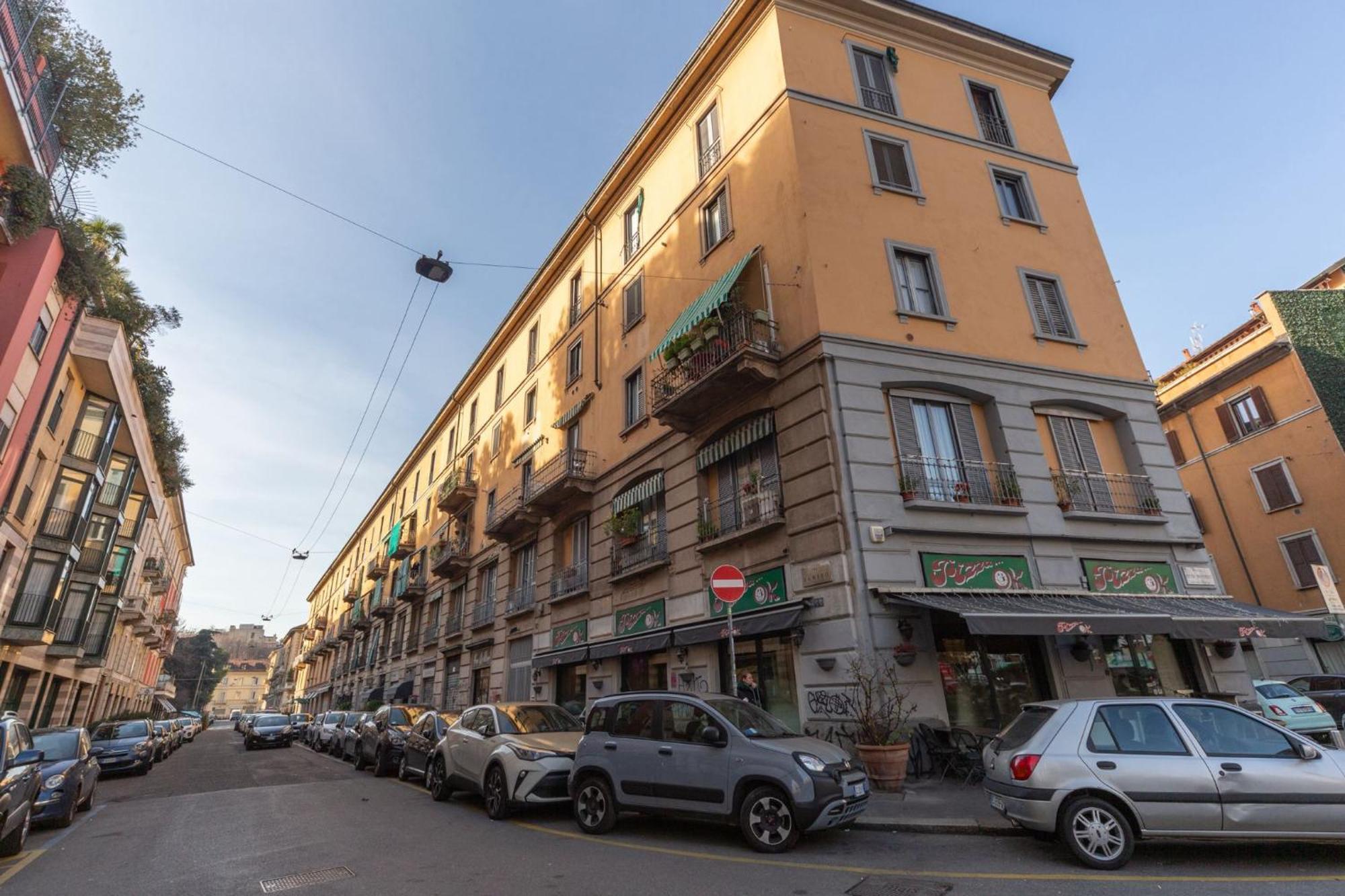 Apartment Porta Venezia Small House Mailand